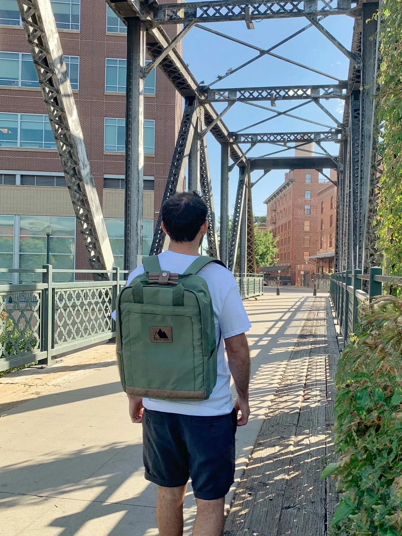 Adventurist Weekender Backpack - Pine