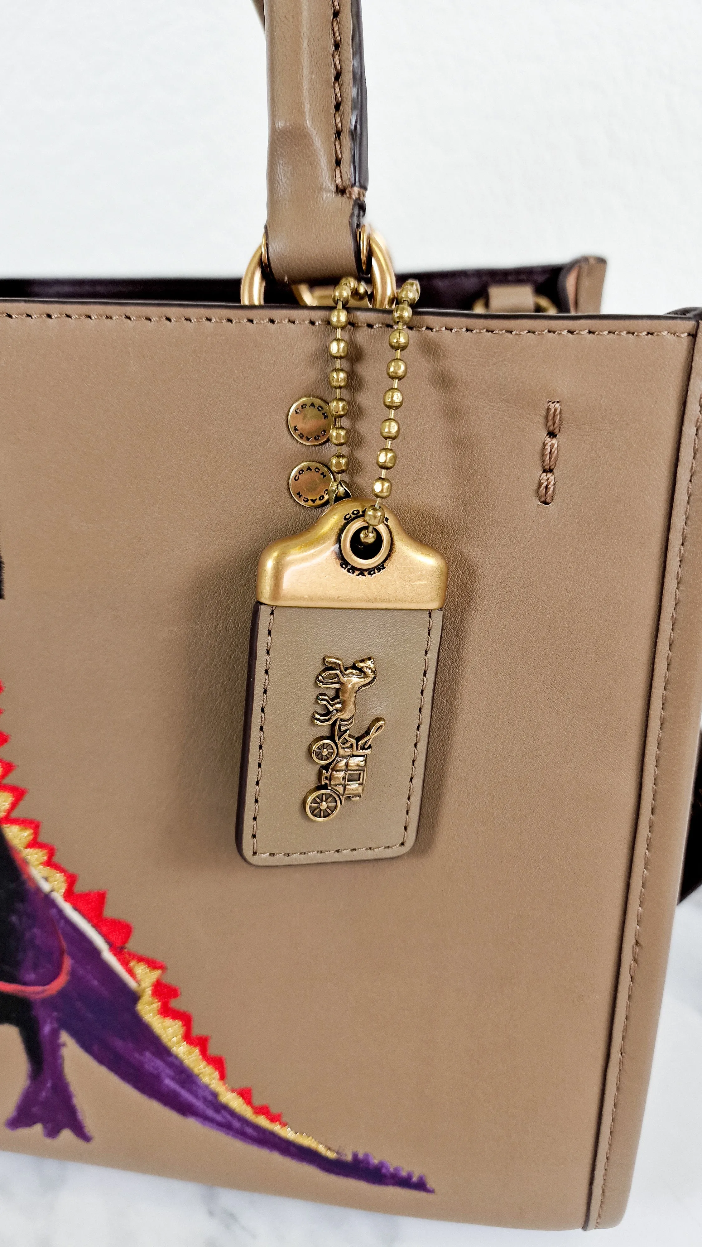 Coach x Jean-Michel Basquiat Rogue 25 Pez Dispenser Dinosaur Bag in Elm Leather & Suede - Handbag Crosbody Shoulder Bag in Taupe Beechwood - Coach 6889