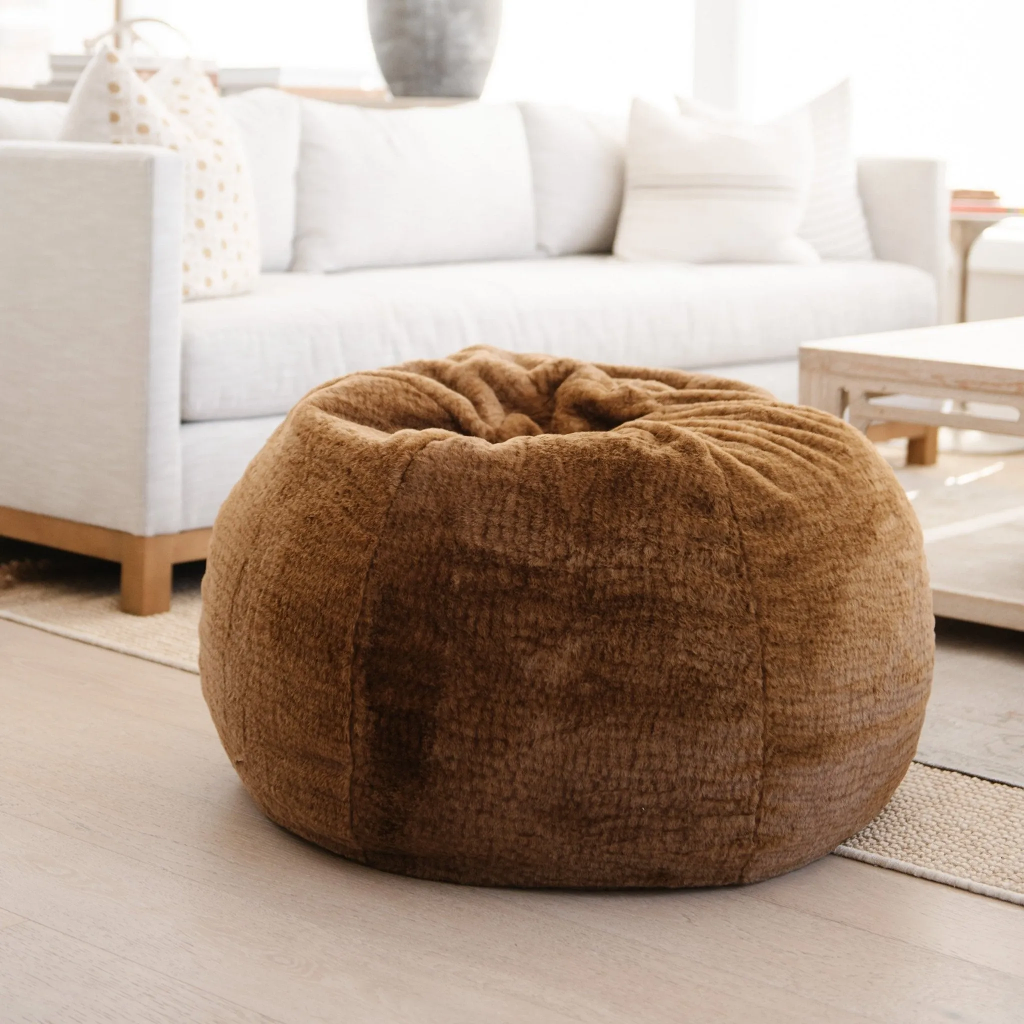 GRAND FAUX FUR BEAN BAG CHAIRS