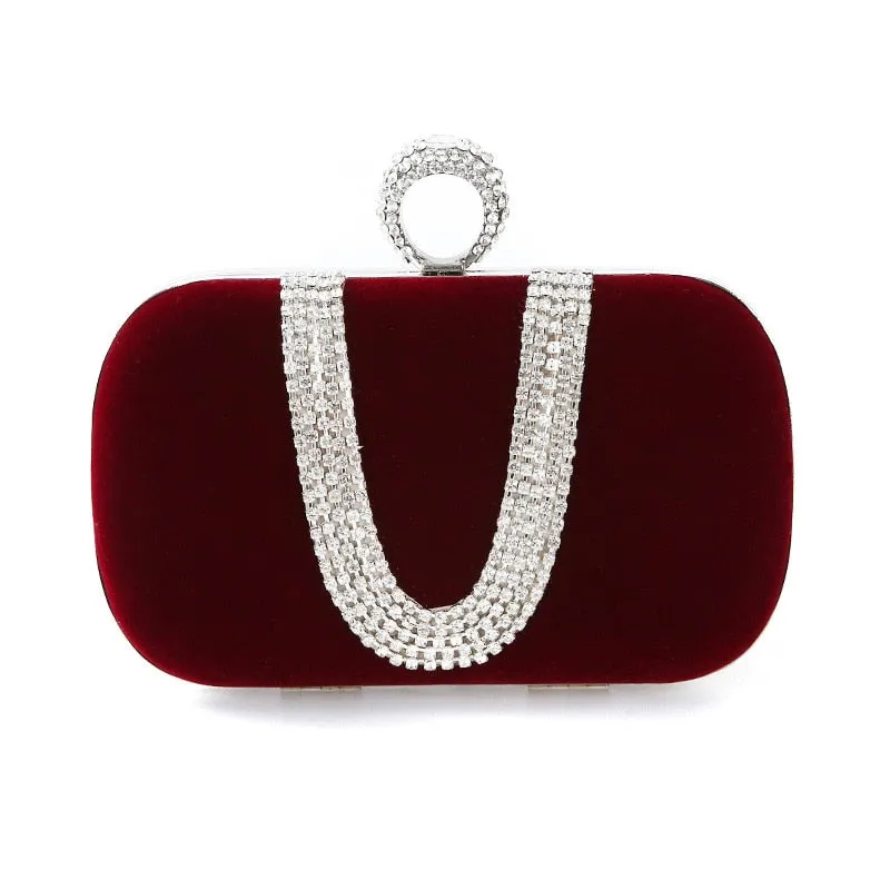 Luxurious party bag with diamonds